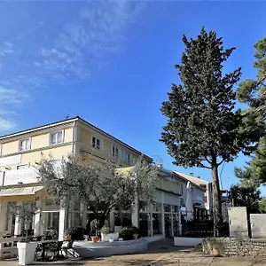 https://lara-superior-app-4st-by-the-sea.in-istria.net