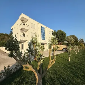  Apartament Mega
